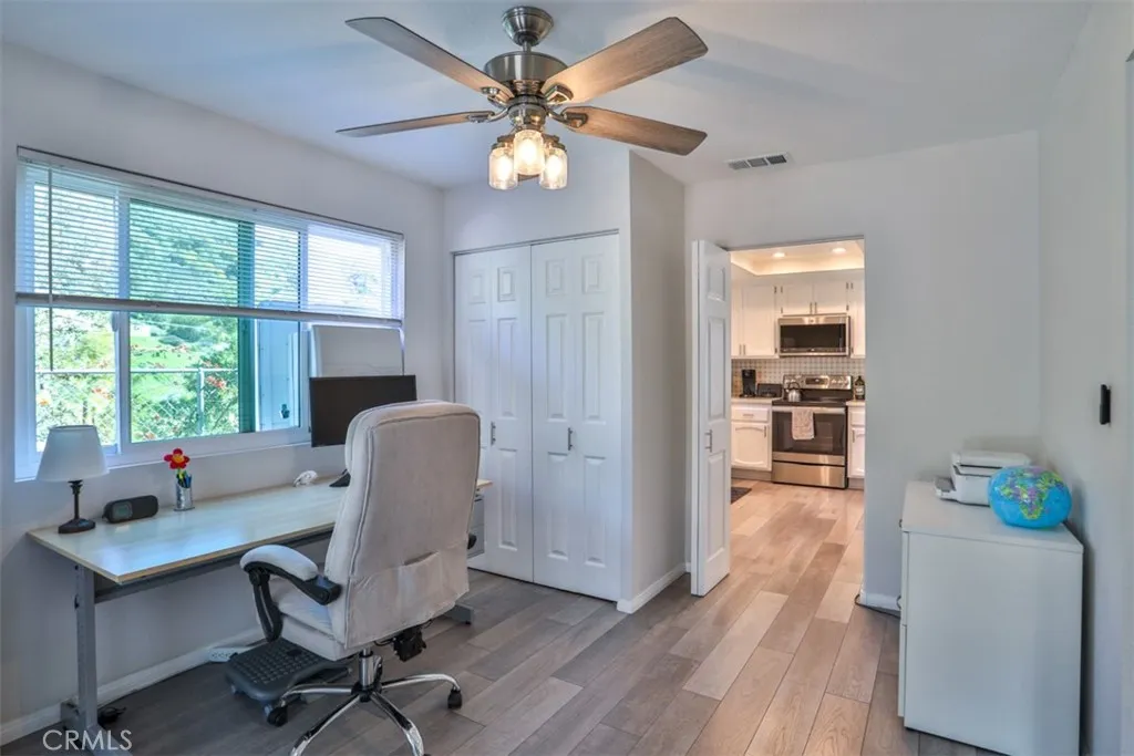 45251 La Cruz Drive, Temecula, California 92590 home-pic-12